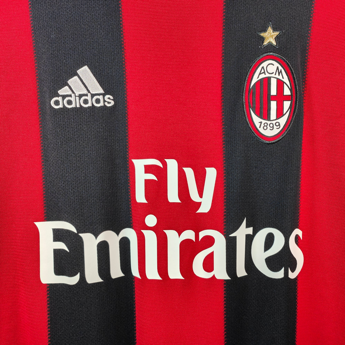 2010-11 AC Milan Domácí Dres