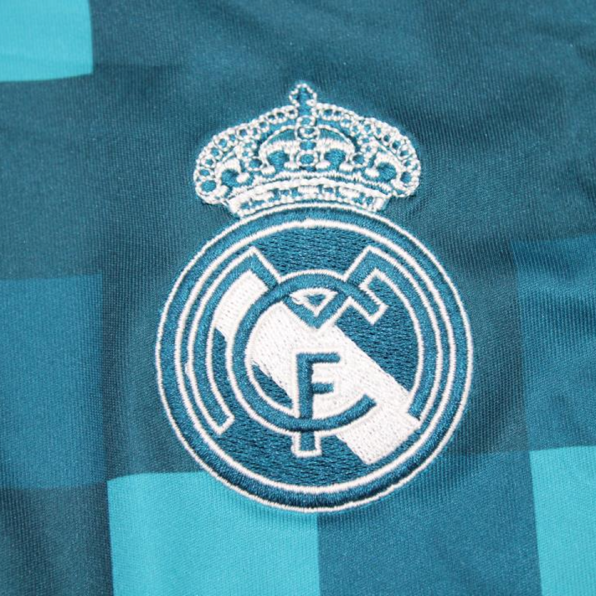 2017-18 Real Madrid CF Třetí Dres