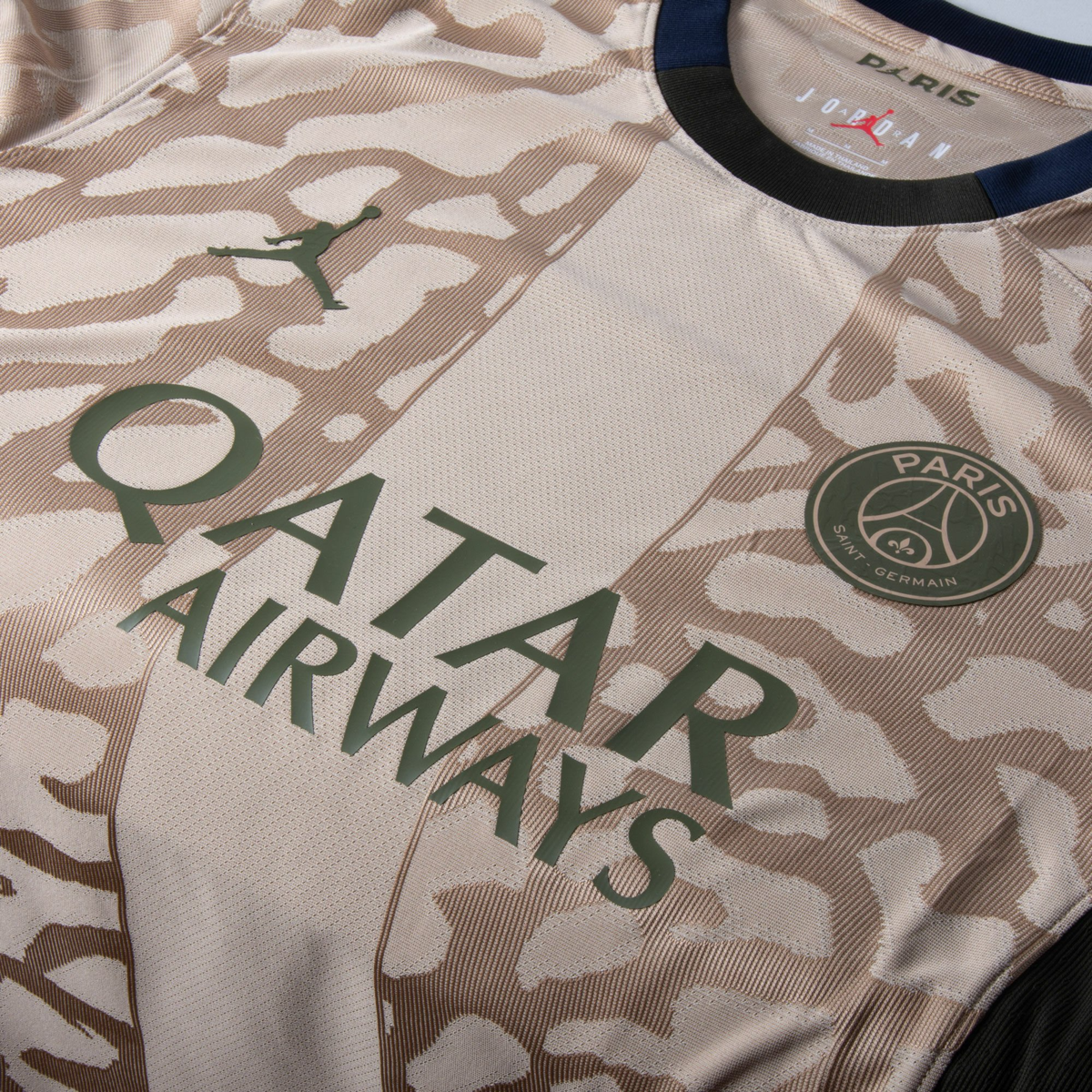 2023-24 Paris Saint-Germain FC Fourth Dres