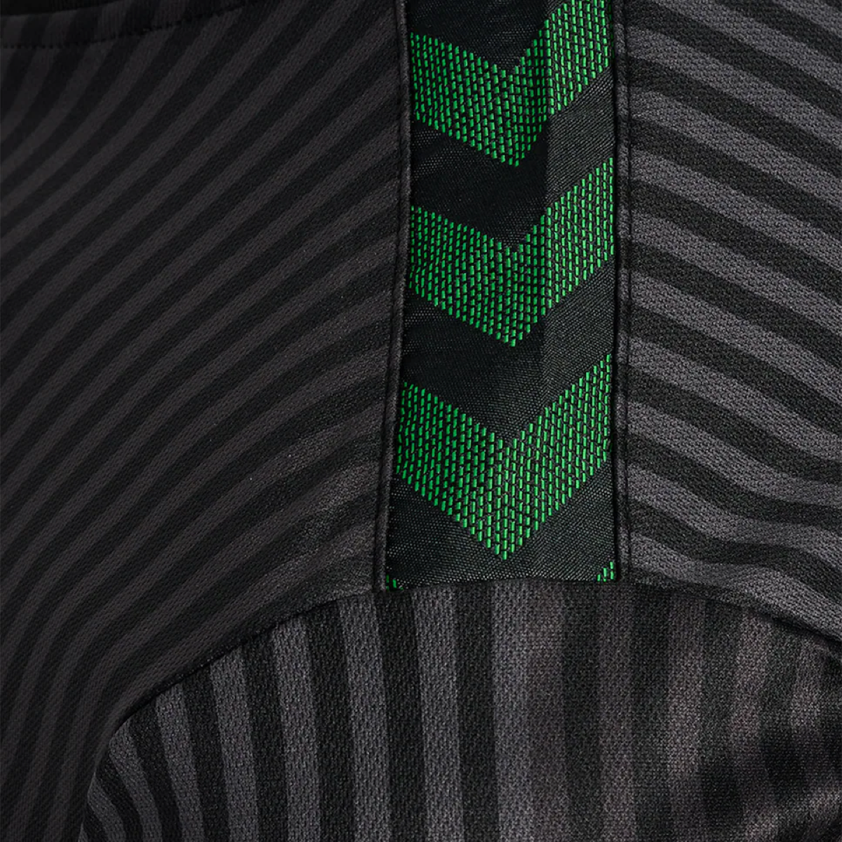 2023-24 Real Betis Balompié Třetí Dres