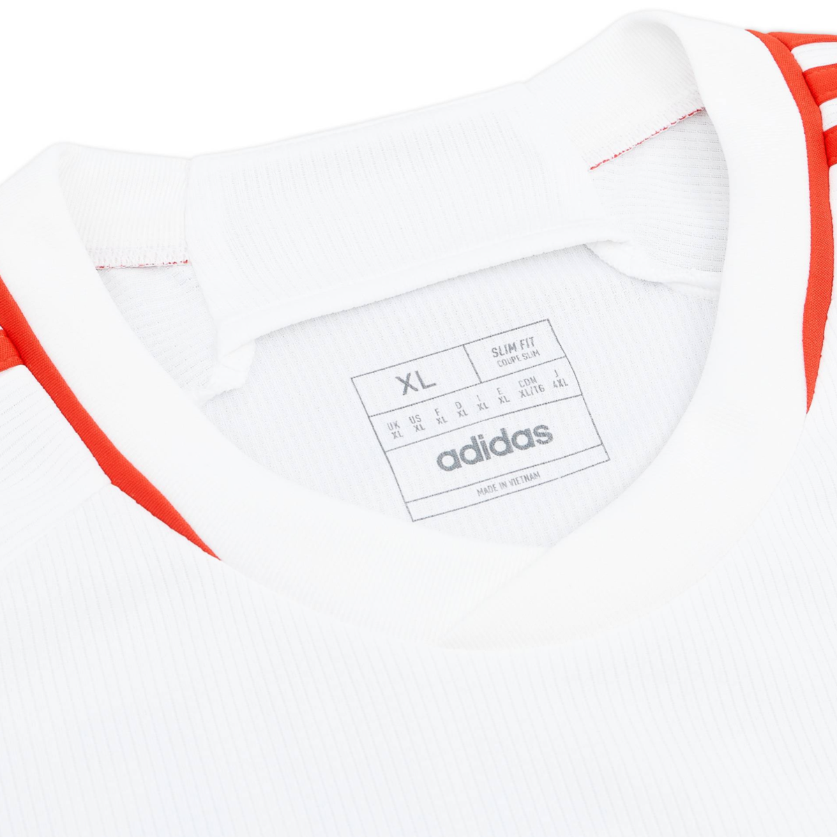 2023-24 Sl Benfica Třetí Dres