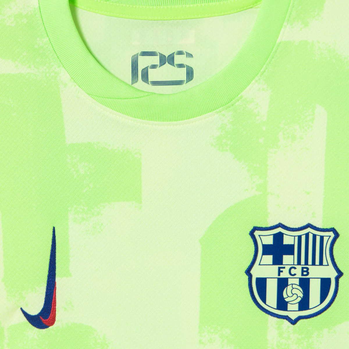 2024-25 FC Barcelona Třetí Dres