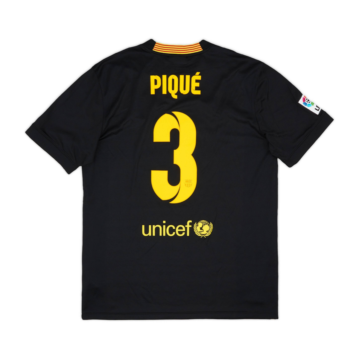 2013-14 FC Barcelona Třetí Dres