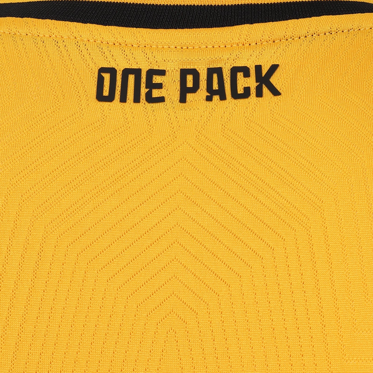 2024-25 Wolverhampton Wanderers FC Hazai Mez